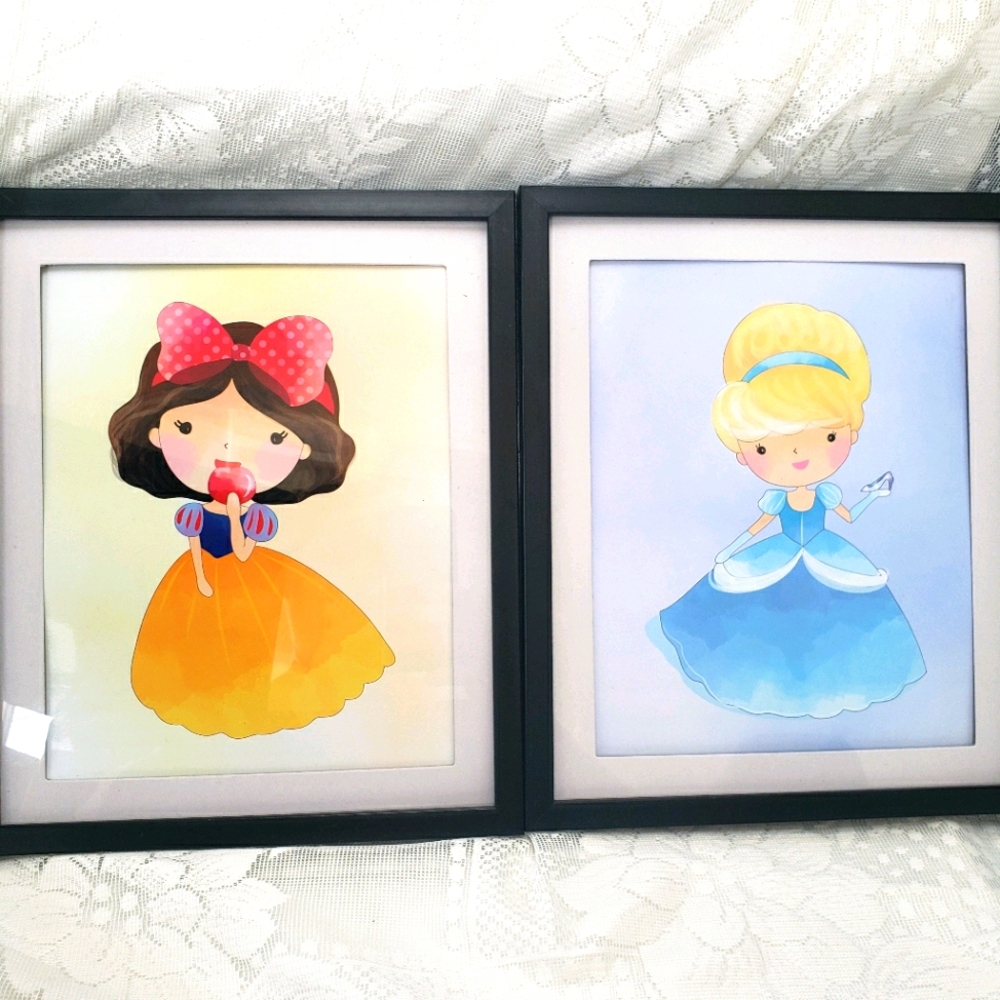 Disney princess prints in frame (set of 2)